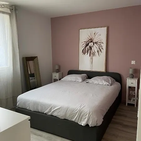 Belle Maison De Vacances Avec Patio - Pour 6 Pers - A Deux Pas De La Grande Plage Et Du Centre Hébergement de vacances Les Sables-dʼOlonne