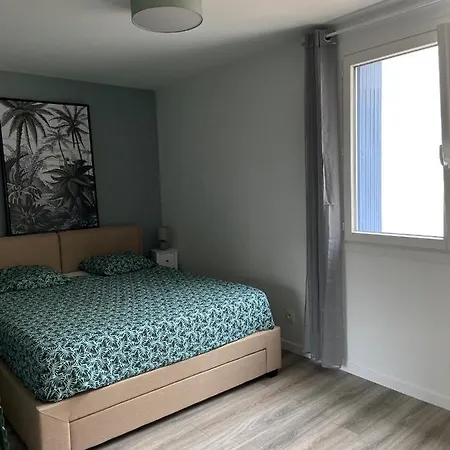 Belle Maison De Vacances Avec Patio - Pour 6 Pers - A Deux Pas De La Grande Plage Et Du Centre Hébergement de vacances Les Sables-dʼOlonne